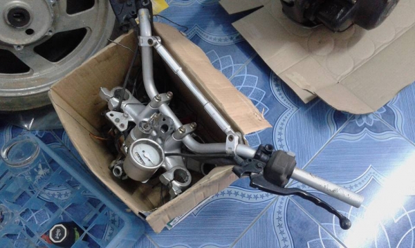 ขาย Yamaha TW200 รถยังทำไม่เสร็จครับ ขายตามสภาพ