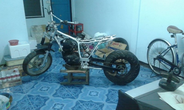 ขาย Yamaha TW200 รถยังทำไม่เสร็จครับ ขายตามสภาพ