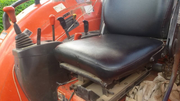 340000 บาท. คูโบต้า. 7040. เอกสารพร้อมโอน 340000 บาท. คูโบต้า. 7040. เอกสารพร้อมโอน