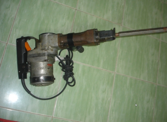 ขายสกัดไฟฟ้า (แย็ก) makita รุ่น HM1201