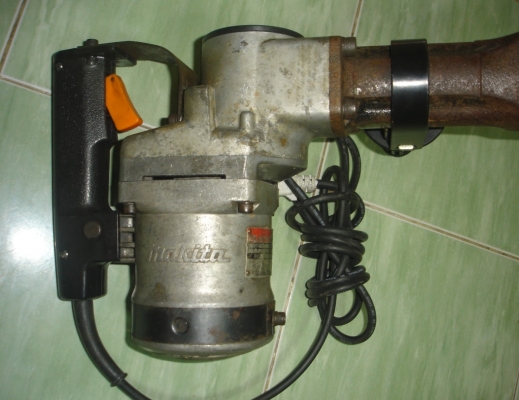 ขายสกัดไฟฟ้า (แย็ก) makita รุ่น HM1201