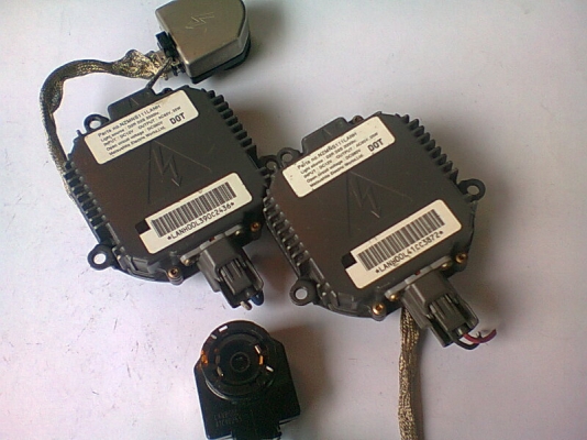บัลลาสต์ไฟ XENON MADE IN JAPAN D2R D2S บัลลาสต์ไฟ XENON MADE IN JAPAN D2R D2S