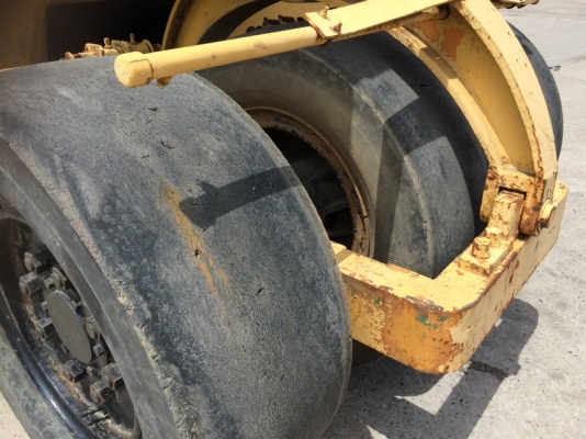 รถบดล้อยาง Watanabe รุ่น WP15WE พวงมาลัยเพาเวอร์ นำเข้าจากญี่ปุ่น สภาพสวย ราคาถูกครับ รถบดล้อยาง Watanabe รุ่น WP15WE พวงมาลัยเพาเวอร์ นำเข้าจากญี่ปุ่น สภาพสวย ราคาถูกครับ