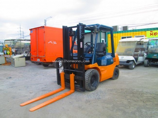 ราคาพิเศษ 490,000 บาท รถยก TOYOTA รุ่น 02-7FD25 รหัสสินค้า 81004692 ติดต่อ 081-8283376  www.nihonmono.com