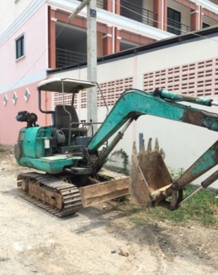 ขาย!! &gt;&gt;&gt; Komatsu Pc20 รุ่น 7 ราคา175,000บาทต่อรอง &lt;&lt;&lt;  เบอร์ติดต่อ 098-7155789
