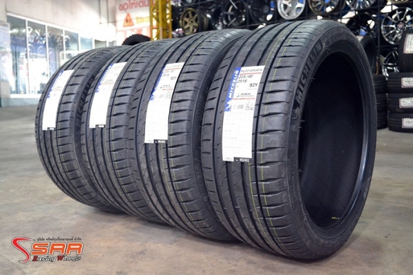 MICHELIN PILOT SPORT 4 225/40ZR18 เส้นละ 6,500 บาท