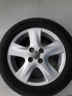 ขายล้อแม็กแท้ติดรถ Toyota Vios 4 วง ยางเบอร์ 185/60/R 15 (ยางปี  15) ยางยี่ห้อ Dunlop มี 1 ล้อมีรอยเบียดฟุทบาธ 1 วง ไม่มากเท่าไหร่ สภาพดี