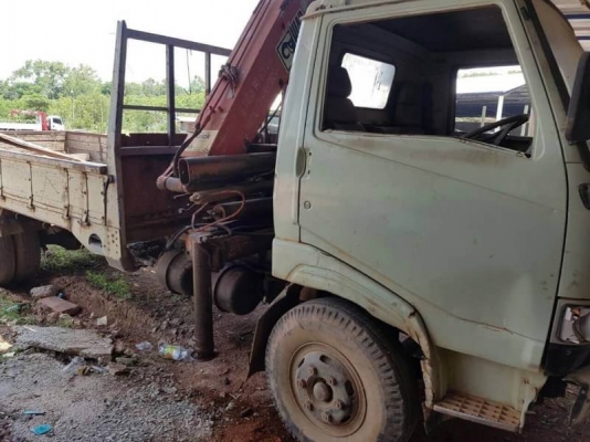 ขาย 325,000 บาท HINO FC174 ยาว 5 เมตร ติดเฮียบ 3 ตัน เครื่อง EH500-150 แรง หัวบาง ยางดี คัสชีสวย เอกสารเล่มทะเบียน รถอยู่ จ.นครพนม โทร&ไอดีไลน์ 0610710295 ขาย 325,000 บาท HINO FC174 ยาว 5 เมตร ติดเฮียบ 3 ตัน เครื่อง EH500-150 แรง หัวบาง ยางดี คัสชีสวย เอกสารเล่มทะเบียน รถอยู่ จ.นครพนม โทร&ไอดีไลน์ 0610710295