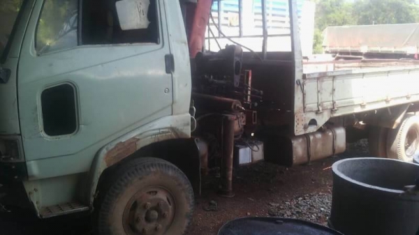 ขาย 325,000 บาท HINO FC174 ยาว 5 เมตร ติดเฮียบ 3 ตัน เครื่อง EH500-150 แรง หัวบาง ยางดี คัสชีสวย เอกสารเล่มทะเบียน รถอยู่ จ.นครพนม โทร&ไอดีไลน์ 0610710295 ขาย 325,000 บาท HINO FC174 ยาว 5 เมตร ติดเฮียบ 3 ตัน เครื่อง EH500-150 แรง หัวบาง ยางดี คัสชีสวย เอกสารเล่มทะเบียน รถอยู่ จ.นครพนม โทร&ไอดีไลน์ 0610710295