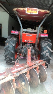 รถไถ 47  รถไถ 47 แรงอุปกร 2 ชิ้น    ยีห้อตราช้าง   รถปี 54    ช.ม 1300  นิดฯฯ  พร้อมลุยงาน ราคาเบา ฯ   300000 บาท ทะเบียนพร้อม  ดูรถ อ. ราษีไศล จ .ศรีสะเกษ   วันทูคอล 098 668-3479 dtac 094 283-9369 สิทธิ์ คับ