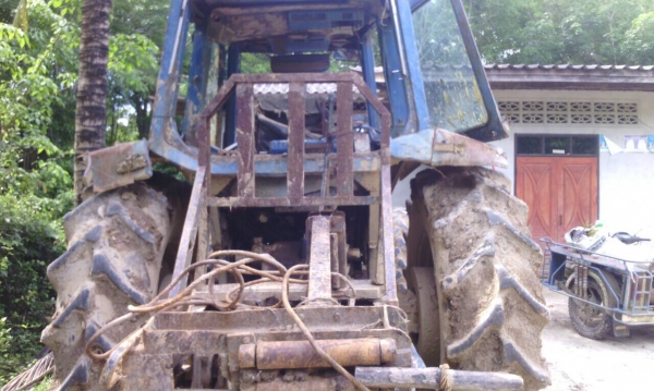 รถไถFORD TW-20 4WD...เล่มทะเบียน รถสวยพร้อมใช้