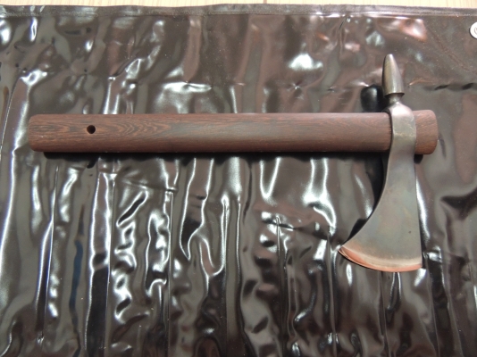 ขายขวานโทมาฮอก ลุงเล็ก อุทัย ขายขวานโทมาฮอก ลุงเล็ก อุทัย