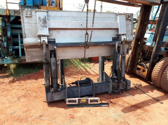 ส่งฝาปิดท้าย ลิฟท์ยกของสำหรับรถบรรทุกหกล้อ / สิบล้อ เทลเลอร์ไปปทุมครับ