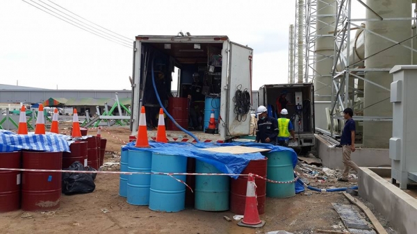 ให้เช่าเครื่องพ่นโพลียูเรีย