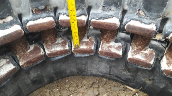 ขายแทรคยางรถขุดไซค์400X73X7.25 มี73ข้อ ใส่รถขุด 40-50 เช่น MITSUBISHI /KUBOTA/ KATO ข้อกว้าง ขายราคา 35,000 บาท ติดต่อ089-2619445 ขายแทรคยางรถขุดไซค์400X73X7.25 มี73ข้อ ใส่รถขุด 40-50 เช่น MITSUBISHI /KUBOTA/ KATO ข้อกว้าง ขายราคา 35,000 บาท ติดต่อ089-2619445