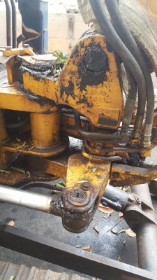 PC40 รุ่น6 เก่าญี่ปุ่น สภาพพอใช้ เอวแน่น ช่วงล่างดี โซ่เสตอร์แน่นๆ