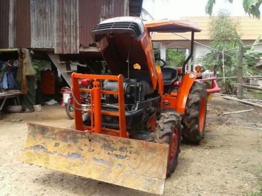 ขาย 165,000 บาท KUBOTA L3408 เครื่องดี เกียร์แรง (แถม ใบมีด หาง 6 ) สภาพสวยพร้อมใช้ เอกสารเล่มทะเบียน รถอยู่ จ.อำนาจเจริญ 090-772-3710 090-772-3708 ขาย 165,000 บาท KUBOTA L3408 เครื่องดี เกียร์แรง (แถม ใบมีด หาง 6 ) สภาพสวยพร้อมใช้ เอกสารเล่มทะเบียน รถอยู่ จ.อำนาจเจริญ 090-772-3710 090-772-3708