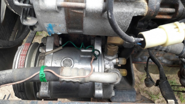 หกล้อ อีซูชุ NPR59LU5M115hp ปี37 รุ่น.ยาวพิเศษ 5ม เกียร์สั้น แอร์เย็นๆ รถห้าง สภาพดีสวยๆพร้อมใช้งาน 