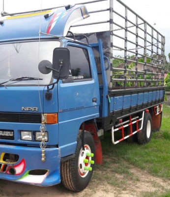 หกล้อ อีซูชุ NPR59LU5M115hp ปี37 รุ่น.ยาวพิเศษ 5ม เกียร์สั้น แอร์เย็นๆ รถห้าง สภาพดีสวยๆพร้อมใช้งาน 