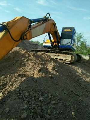 รถแมคโค. มาคทรี. มีเล่มทะเบียนรถพร้อมใช้.  รถอยู่หน้างาน.  พร้อมใช้มีแอร์