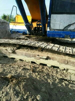 รถแมคโค. มาคทรี. มีเล่มทะเบียนรถพร้อมใช้.  รถอยู่หน้างาน.  พร้อมใช้มีแอร์