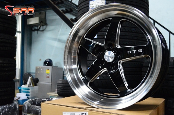 WELD RTS ขอบ20 สำหรับใส่เก๋งใหญ่หรือกระบะ ราคาพิเศษครับ