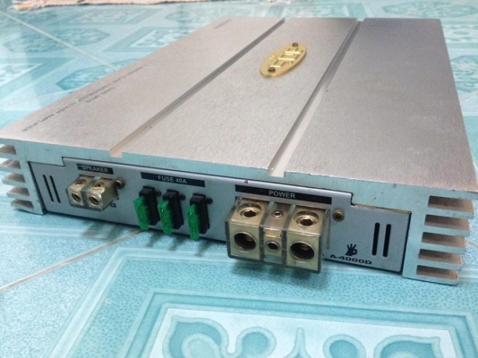 แอมป์คลาสดี aos A-4000D (ยาว39เซน)มือสองสภาพสวยอะไหล่งานเกรด มัดไฟลูกหย่ายๆ ขั่วไฟหย่ายๆใช้งานปกติ เบสดีมากหนักแน่นขับ10&quot;-12&quot;หล่อว้อยไม่เกิน3&quot;ได้ ขาย 2650 บาท สนใจ0892425454 อยู่สระบุรีส่งได้