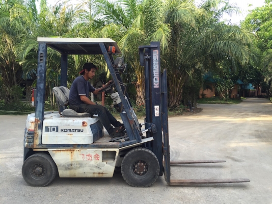ขายFORKLIFT KOMATSU FG10-15(1.ตัน) สวยเดิมจากญี่ปุ่น ยังไม่เคยใช้ในไทย 99,000เท่านั้น!!