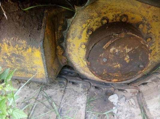 KOMATSU PC60-3 ราคา 265,000 บาท เครื่องดี ปั้มแรง  โช่หนา เอวแน่น เอกสารชื้อขาย  รถอยู่ จ.ร้อยเอ็ด โทร&amp;ไอดีไลน์ 0610710295