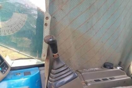 เก่านอก 1 ปี 865,000 KOBELCO SK135SR เครื่องดี ปั้มแรง โช่หนา เอวแน่น ไฟฟ้าครบ เอกสารอินวอยท์   รถอยู่ จ.ร้อยเอ็ด โทร 0610710295