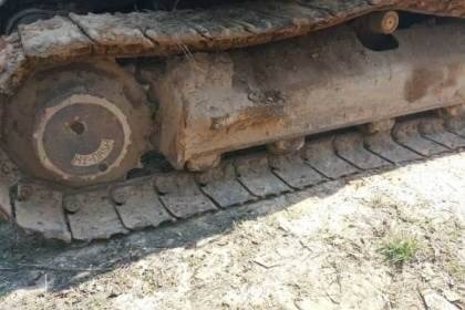 เก่านอก 1 ปี 865,000 KOBELCO SK135SR เครื่องดี ปั้มแรง โช่หนา เอวแน่น ไฟฟ้าครบ เอกสารอินวอยท์   รถอยู่ จ.ร้อยเอ็ด โทร 0610710295