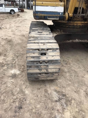 ขาย 495,000 บาท KOBELCO SK200 MARK 3  เครือง 6D31-Turbo ปั้ม K3V โช่หนา เอวแน่น (ไฟฟ้าครบ กล่อง จออยู่ มอเตอร์ยังอยู่ ) เอกสารชื้อขาย   รถอยู่ จ.ชลบุรี โทร&amp;ไอดีไลน์ 0610710295