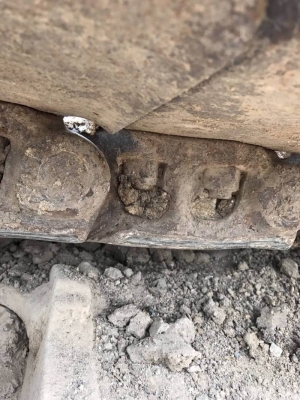 ขาย 495,000 บาท KOBELCO SK200 MARK 3  เครือง 6D31-Turbo ปั้ม K3V โช่หนา เอวแน่น (ไฟฟ้าครบ กล่อง จออยู่ มอเตอร์ยังอยู่ ) เอกสารชื้อขาย   รถอยู่ จ.ชลบุรี โทร&amp;ไอดีไลน์ 0610710295