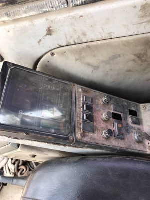 ขาย 495,000 บาท KOBELCO SK200 MARK 3  เครือง 6D31-Turbo ปั้ม K3V โช่หนา เอวแน่น (ไฟฟ้าครบ กล่อง จออยู่ มอเตอร์ยังอยู่ ) เอกสารชื้อขาย   รถอยู่ จ.ชลบุรี โทร&amp;ไอดีไลน์ 0610710295