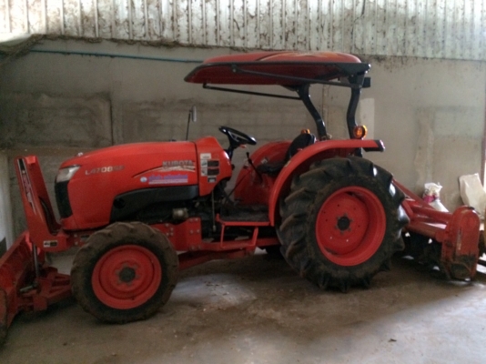 รถไถ 47 แรง L 4708 sp ปี 57 ช.ม.500 นิดฯฯ อุปกร 3 อย่าง ตราช้าง หมด ราคา 495000 บาท ดูรถที จ.สกลนคร สอบถามทีเบอร์ 098 668-3479 dtac 094 283-9369 สิทธิ์ คับ