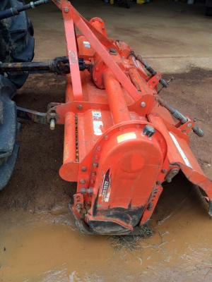 รถไถ 47 แรง L 4708 sp ปี 57 ช.ม.500 นิดฯฯ อุปกร 3 อย่าง ตราช้าง หมด ราคา 495000 บาท ดูรถที จ.สกลนคร สอบถามทีเบอร์ 098 668-3479 dtac 094 283-9369 สิทธิ์ คับ