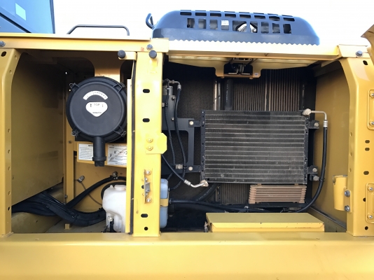 ขาย KOMATSU PC200-8MO รถสวยมาก 5100 ชั่วโมง ชมรถได้ทุกวัน ติดต่อโดยตรง 081-4283210