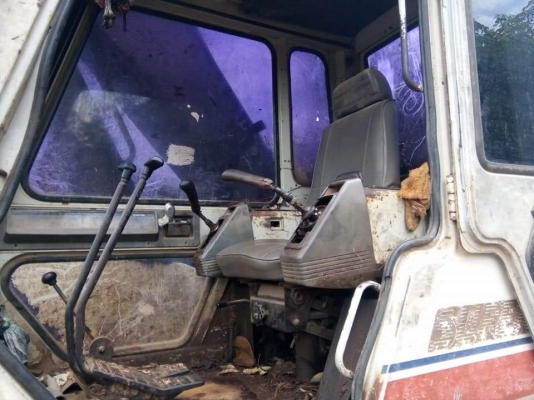 ขายด่วน แม็คโคร SUMITOMO 200 สภาพพร้อมใช้งาน เครืรองปั้มดี ปั้มK3V เครื่อง6BD1T โซ่ช่วงล่างสวย เอวแน่น รถใช้งานทุกวัน เอกสารสัญญาซื้อขาย