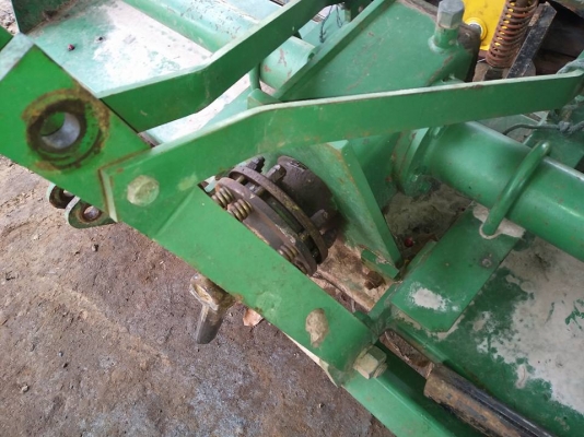 40000บาทลดสุดๆไปเลยครับโรตารี่จอบหมุนKMT2.20m พร้อมใช้ สวยกิ๊บเลยครับ