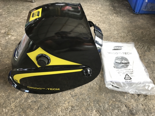 ขายหน้ากากเชื่อม Esab ปรับแสงได้ ของใหม่ไม่เคยใช้งาน มี 4อันครับ ขายหน้ากากเชื่อม Esab ปรับแสงได้ ของใหม่ไม่เคยใช้งาน มี 4อันครับ