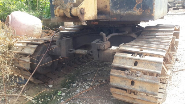 ขายด่วน แม็คโคร เล็ก สภาพพร้อมใช้งาน เครื่องปั้มดี โซ่ช่วงล่างพร้อมใช้งาน เอกสารสัญญาซื้อขาย