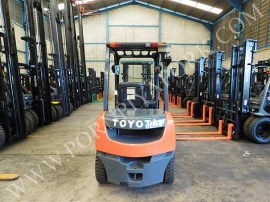จำหน่ายรถ Forklift TOYOTA 52-8FD25
