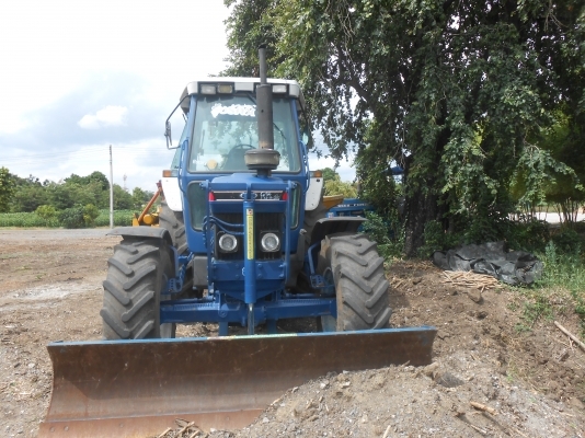 ขายรถไถ FORD 6610 2 เพลา ขายรถไถ FORD 6610 2 เพลา