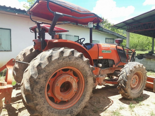 ขายรถไถ M9540 จดทะเบียน2554 อุปกรณ์ ดันหน้า ผาน7และผาน4 สภาพสวยพร้อมใช้งาน เอกสารพร้อมโอน ราคา520,000 สนใจโทร 090-8588220คุณนะ 093-3258446คุณบิว เว็บไซต์ส่วนตัว www.narong2truck.com www.truck.in.th/498 ID: narong498 ID: 09332584461 เพจ Facebook ณรงค์ ซื้อ