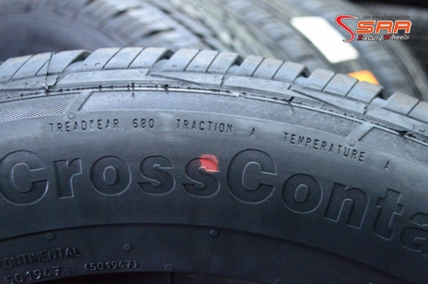 Continental ContiCrossContact LX2 225/65R17 ปี17 เส้นละ 3,900 บาท