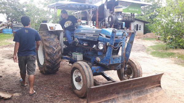 ขายคับ6600 t3 ดันหน้า หาง7 เล่มทะเบียนพร้อมโอน ภาษีไม่ขาด