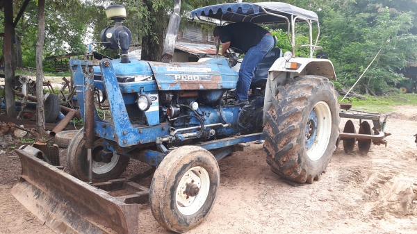 ขายคับ6600 t3 ดันหน้า หาง7 เล่มทะเบียนพร้อมโอน ภาษีไม่ขาด