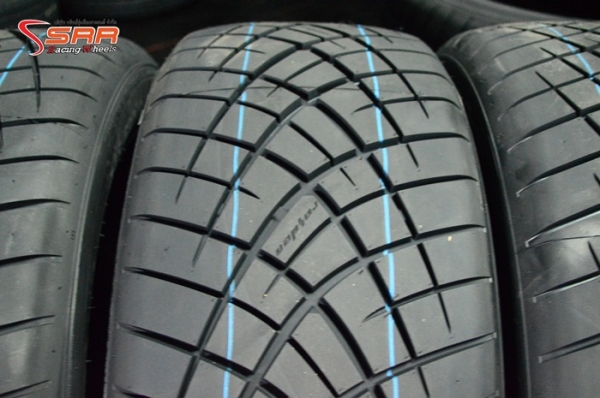 HERO R111 245/50R18 ยางซอฟรุ่นใหม่ ปี17 ราคาพิเศษ HERO R111 245/50R18 ยางซอฟรุ่นใหม่ ปี17 ราคาพิเศษ
