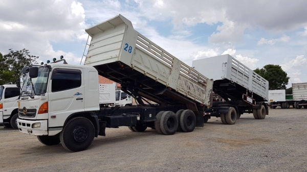 ขาย HINO MEGA FM1J 260 แรงม้า ปี 49 แม่ลูกสองเพลาดั้ม เครื่องดี เกียร์ดี ช่วงล่างดี แคชชีสวย รถเดิมพร้อมใช้งาน พร้อมแยกขายหัวแคชชี ราคาคุยกัน เอกสารพร้อมโอน สนใจติดต่อเรา ดำสุโขทัย โทร 089-7087998,081-7855503 หรือเยี่ยมชมเว็ปไซได้ที่ www.dum-sukhothai.com