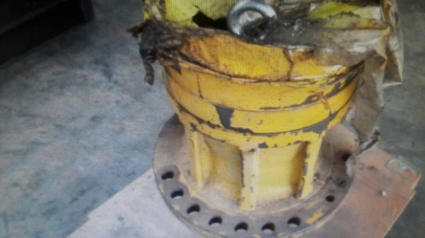 มอเตอร์สวิงรถขุด  KOMATSU   ราคา 22,000บาท